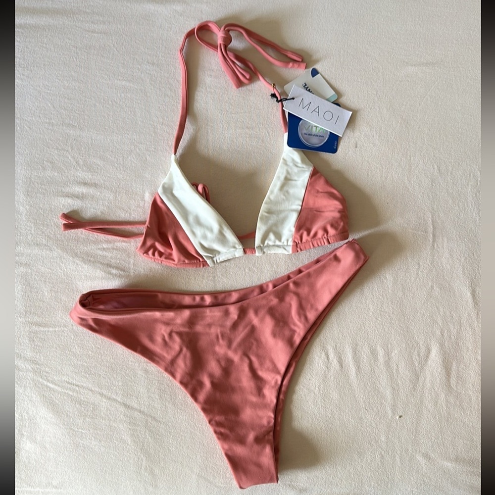 MAOI “Guava” Bikini Set